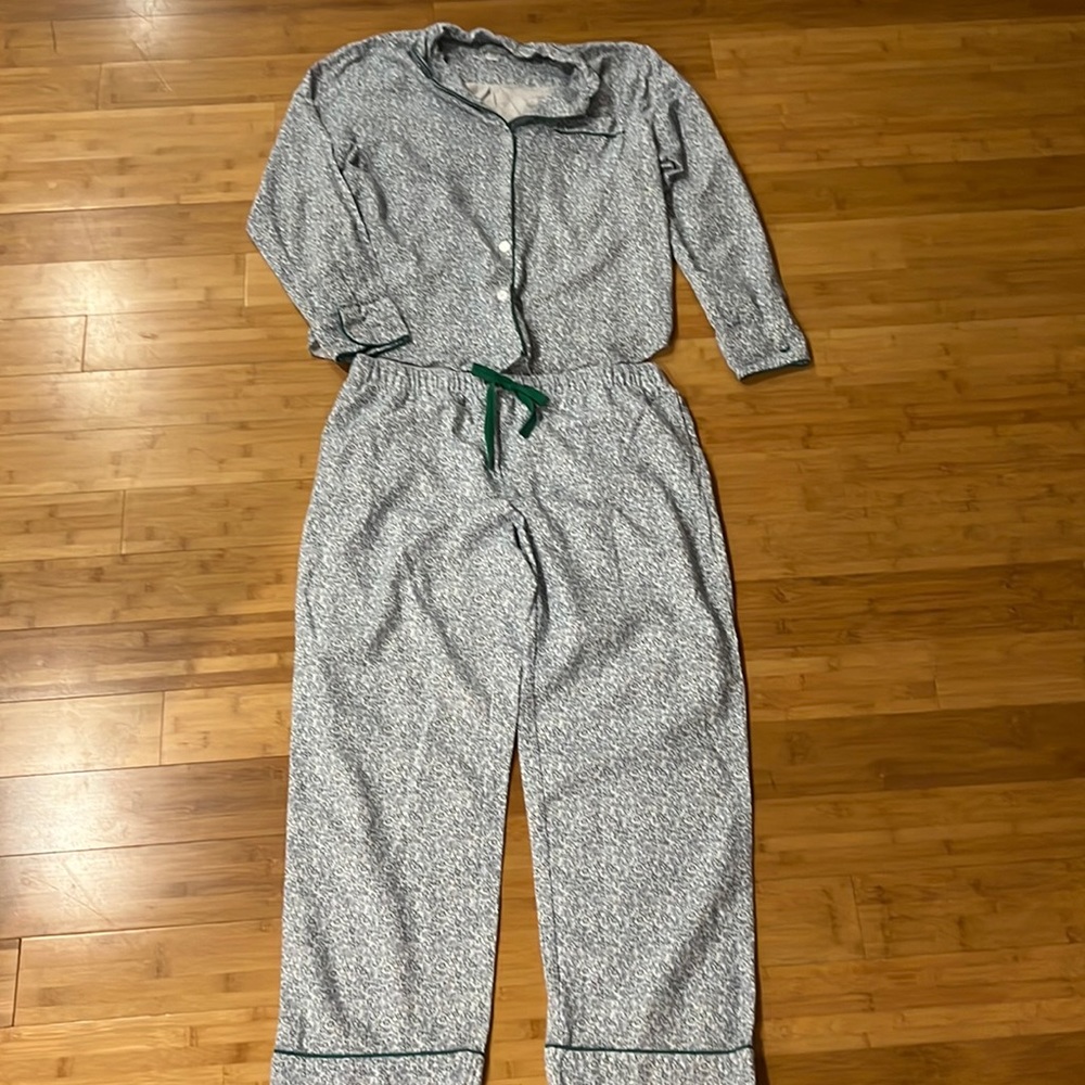 Petite Plume Stafford floral pajama set, size xl,